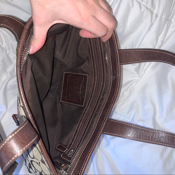 Coach Designer Authentic Tote Purse Shoulder Bag - Picture 3 of 3